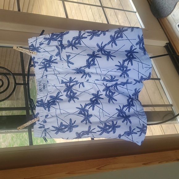 Spicy Tuna Blue and White Palm Tree Swim Hawaiian Sz. M Swim Trunks w Pockets - Picture 10 of 13